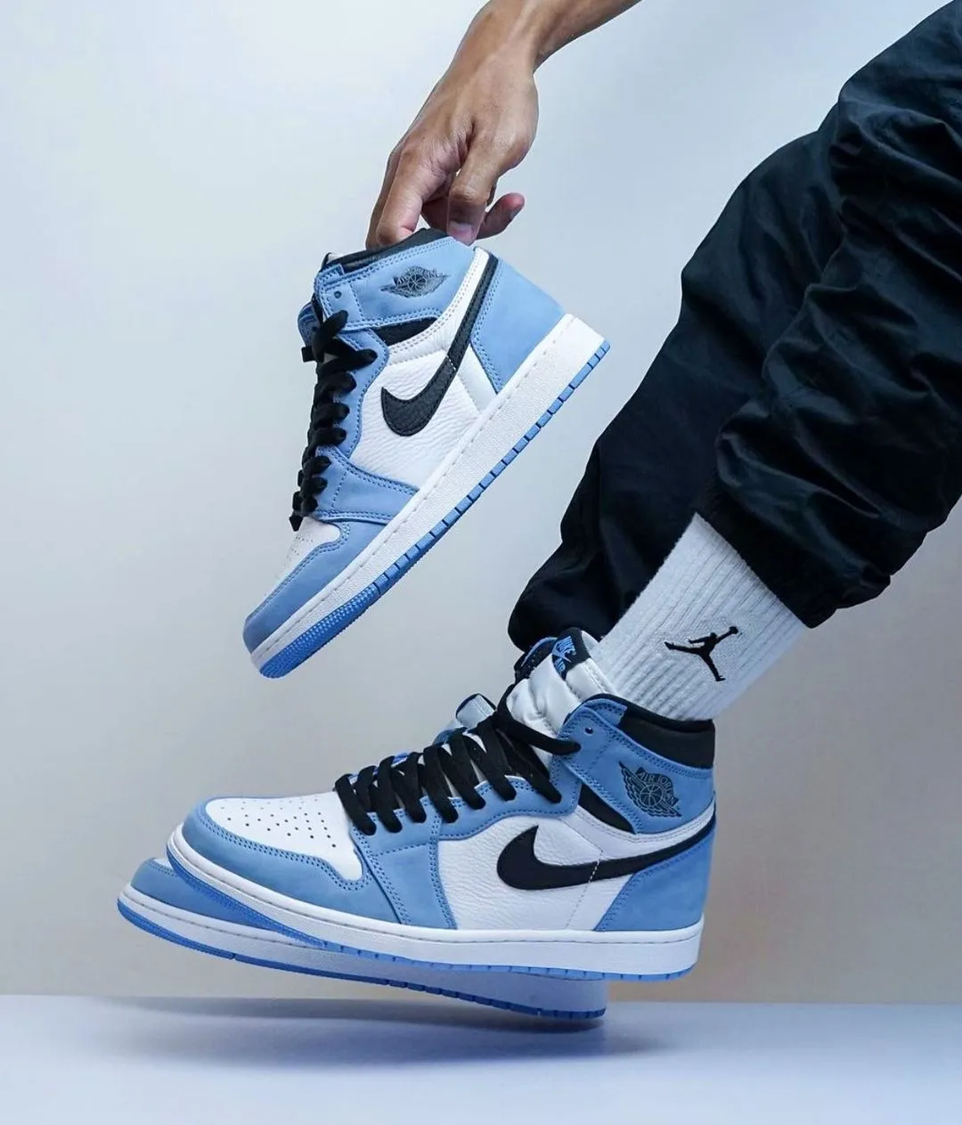 Jordan-1-High-Retro-University-Blue-6 Jordan-1-High-Retro-University-Blue