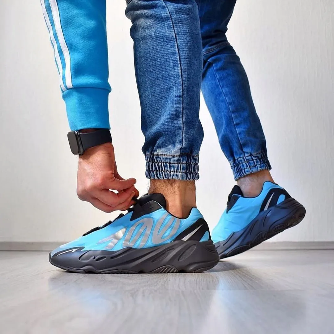 Yeezy 700 MNVN Bright Cyan 6 Yeezy 700 MNVN Bright Cyan minymal mx