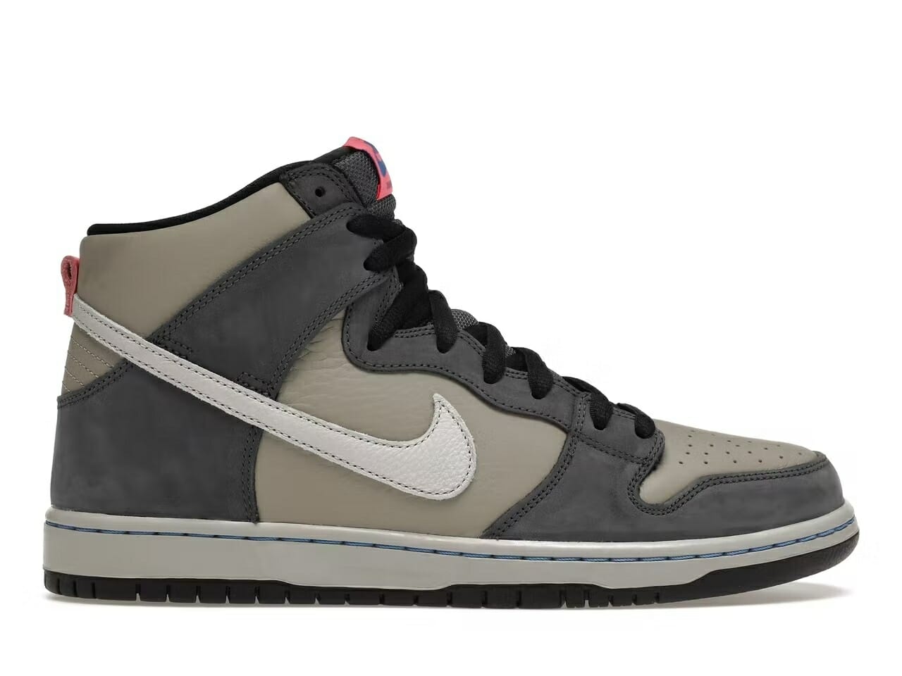 SB Dunk High Pro - Medium Grey Pink 1