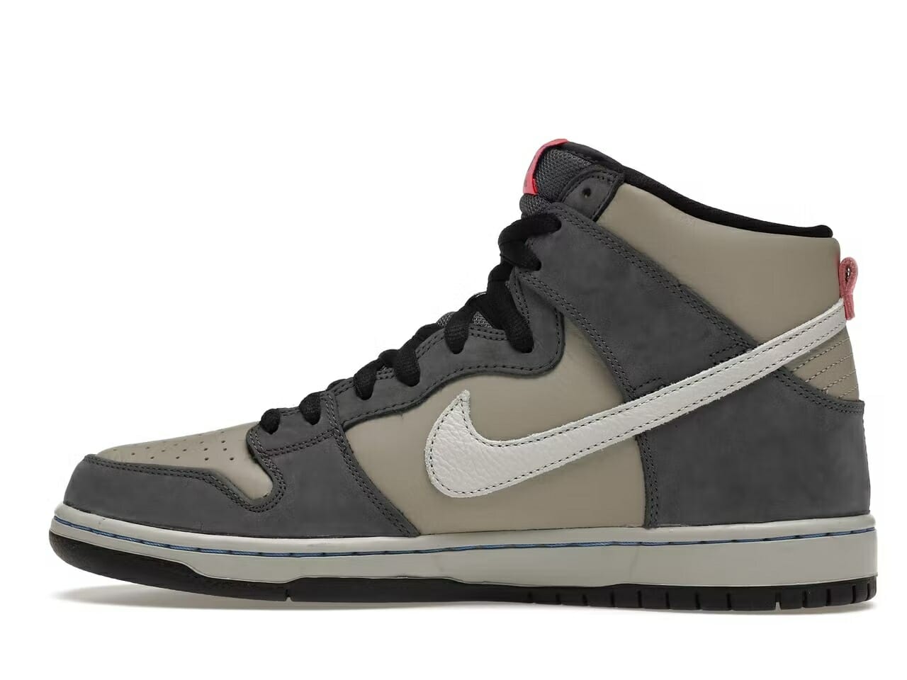 SB Dunk High Pro - Medium Grey Pink 2