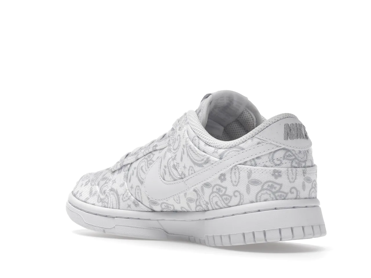 Nike Dunk Low ESS White Paisley Tenis Sneakers 3 Nike Dunk Low ESS White Paisley Tenis Sneakers 3