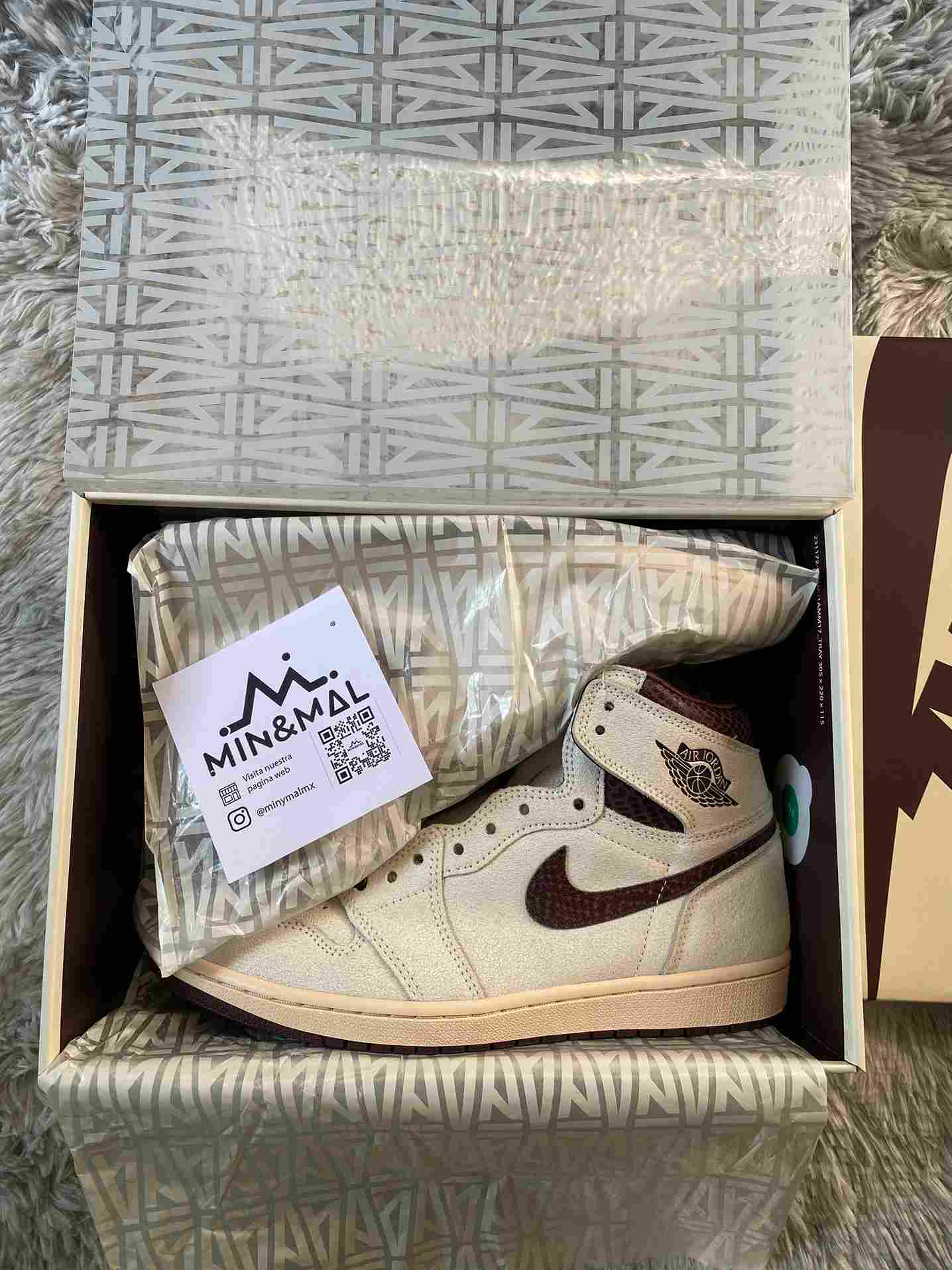 Jordan 1 Retro High OG x A Ma Maniere Sneakers Tenis 6 Jordan 1 Retro High OG x A Ma Maniere Sneakers Tenis 6