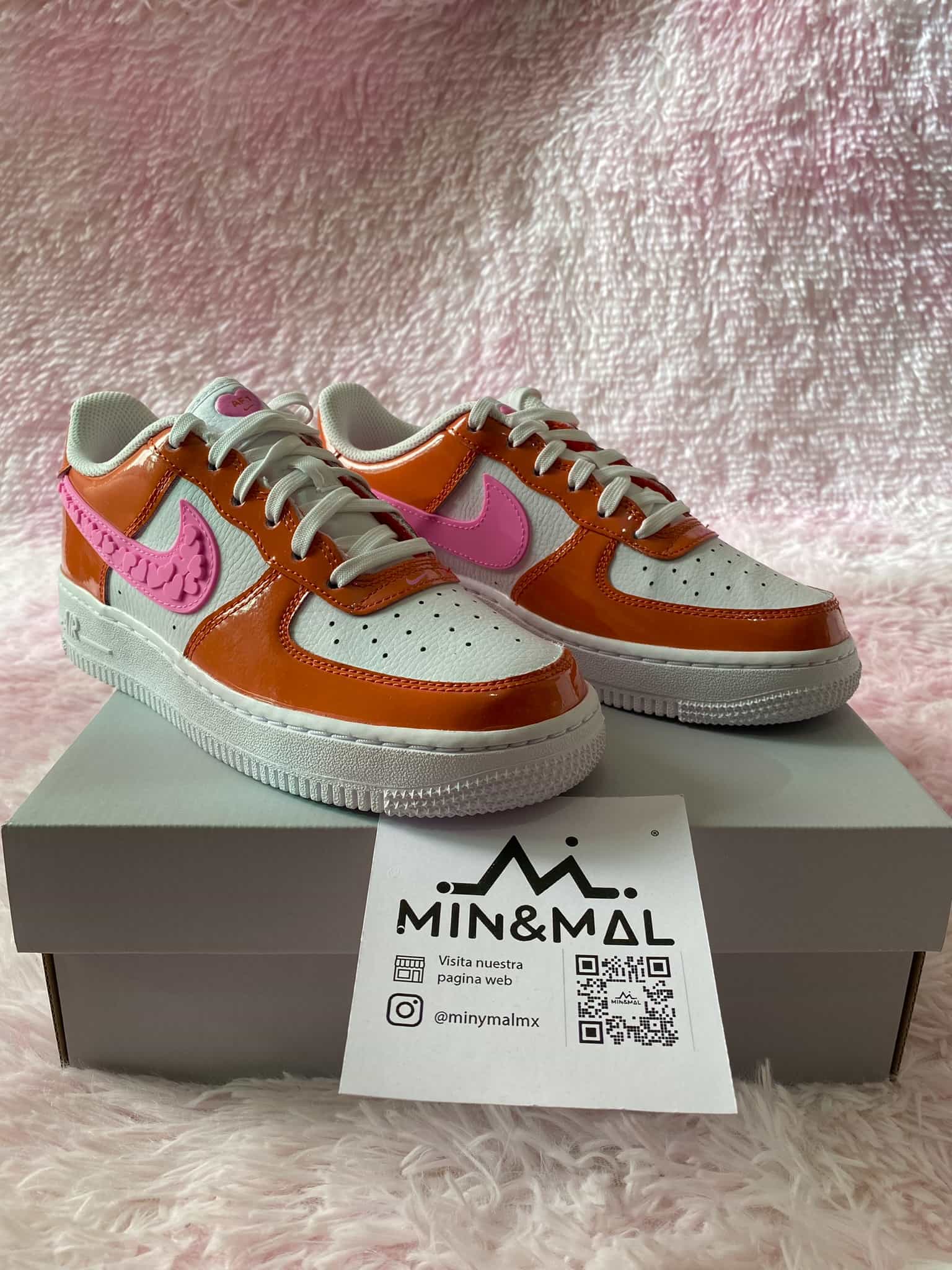 Nike-Air-Force-1-Low-Valentines-Day-2023-GS-sneakers-tenis-minymal- Nike-Air-Force-1-Low-Valentines-Day-2023-GS-sneakers-tenis-minymal-2
