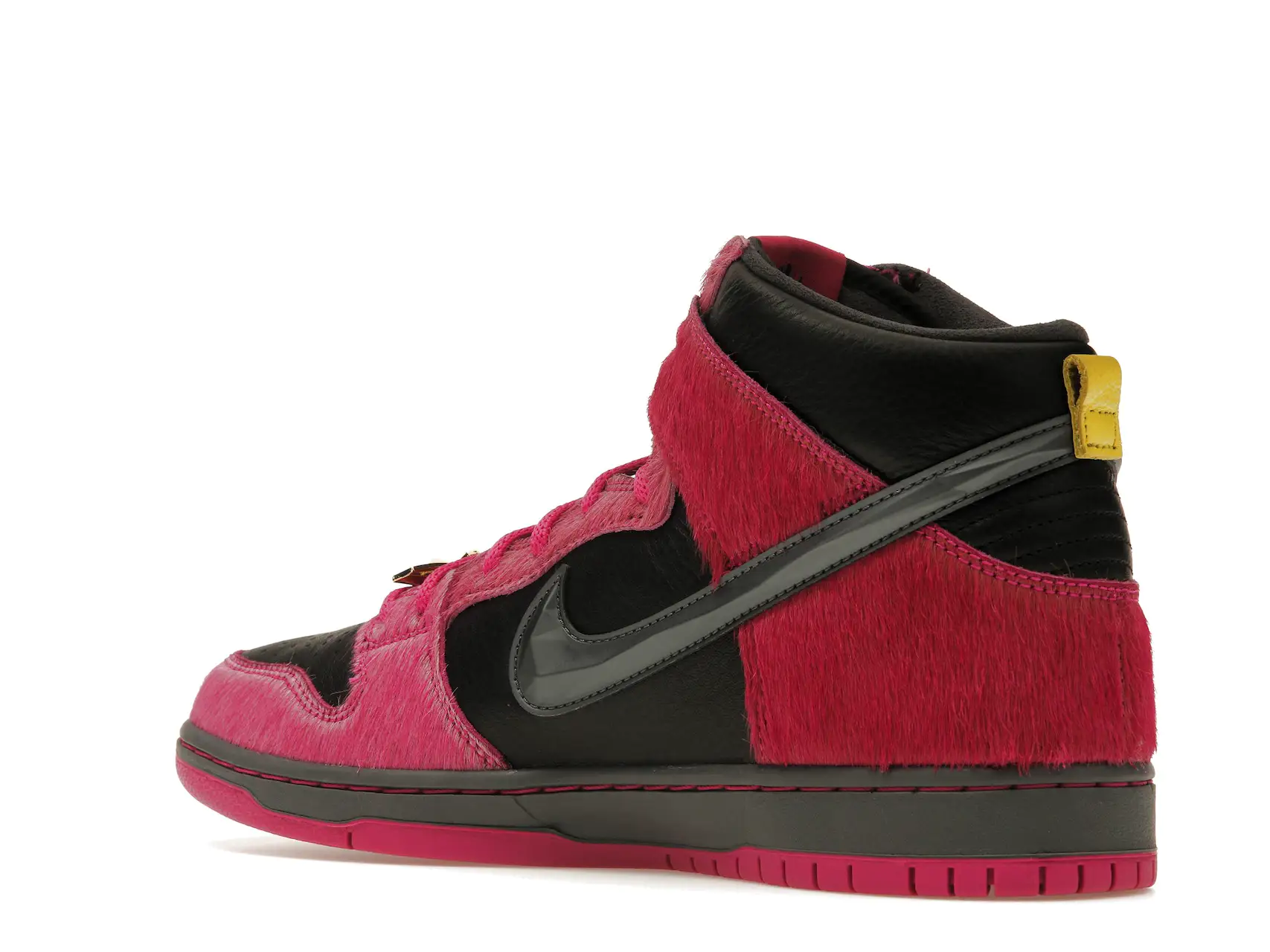 Nike SB Dunk High x Run The Jewels - Active Pink 3 Nike SB Dunk High x Run The Jewels - Active Pink 3