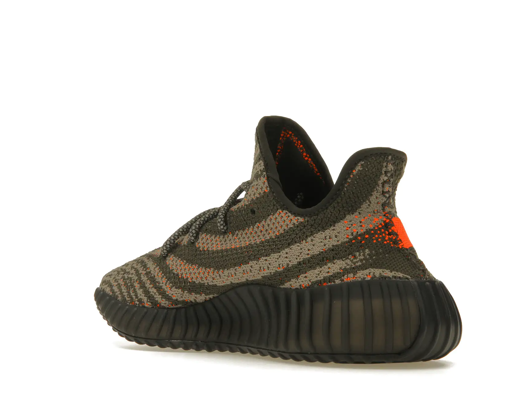 adidas Yeezy 350 V2 Carbon Beluga HQ7045 minymal sneakers tenis 4 tenis adidas Yeezy 350 V2 Carbon Beluga lado izquierdo inclinado