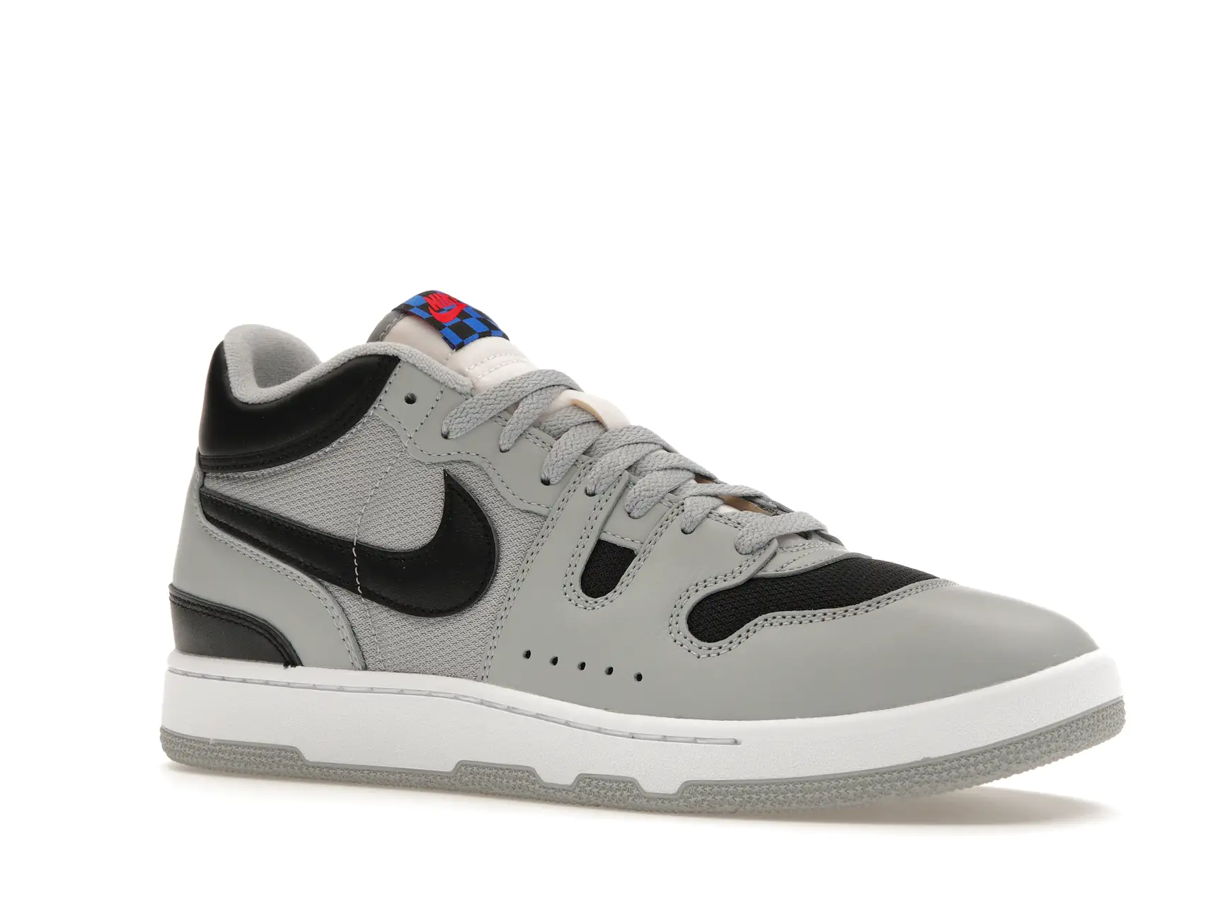 Nike Mac Attack QS SP Light Smoke Grey FB8938-001 tenis sneakers minymal 8 tenis Nike Mac Attack QS SP Light Smoke Grey lado derecho inclinado