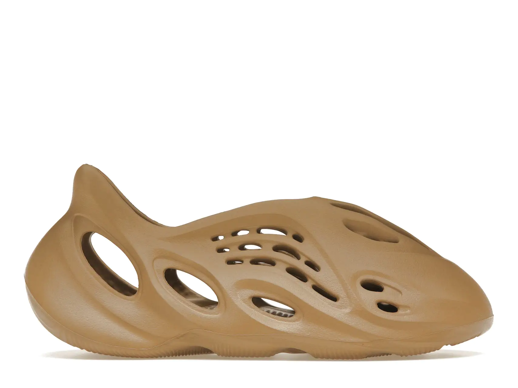 adidas Yeezy Foam RNR Clay Taupe GV6842 minymal sneakets tenis adidas Yeezy Foam RNR Clay Taupe GV6842 minymal sneakets tenis