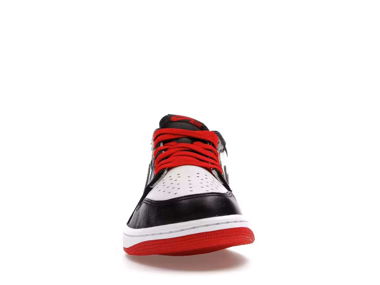 Jordan 1 Retro Low OG Black Toe (2023) minymal tenis sneakers 4 Jordan 1 Retro Low OG Black Toe (2023) parte delantera