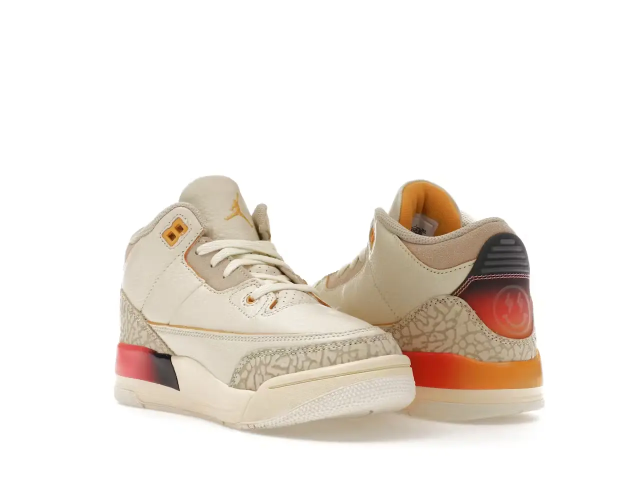 Jordan 3 Retro SP x J Balvin Medellín Sunset (Niños Pequeños) FN0346-901 minymal tenis sneakers 3 tenis Jordan 3 Retro SP x J Balvin Medellín Sunset (Niños Pequeños) parte trasera izquierda