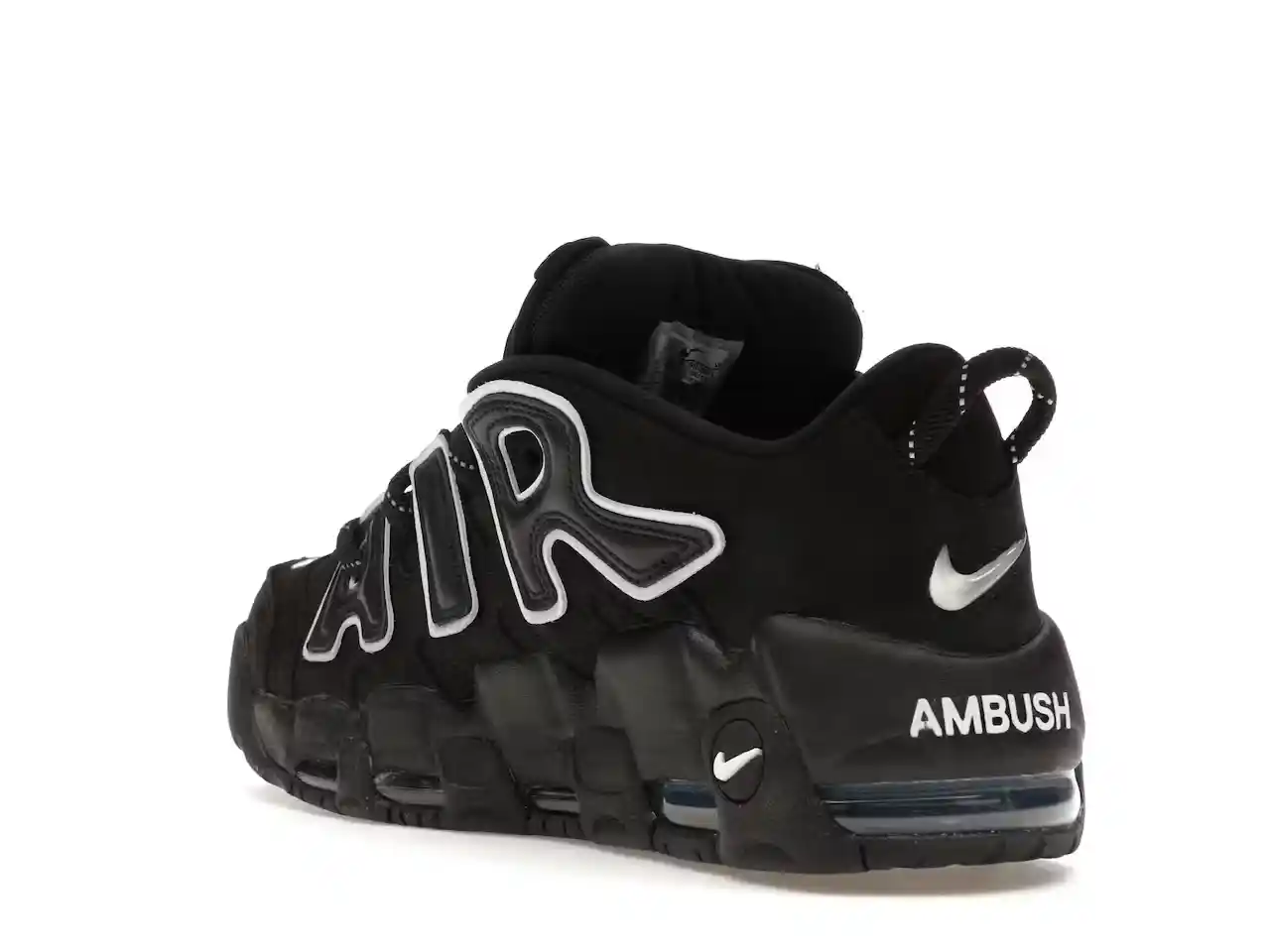 Nike Air More Uptempo Low x AMBUSH - Black FB1299-001 tenis sneakers minymal 3 Nike Air More Uptempo Low x AMBUSH - Black parte trasera izquierda