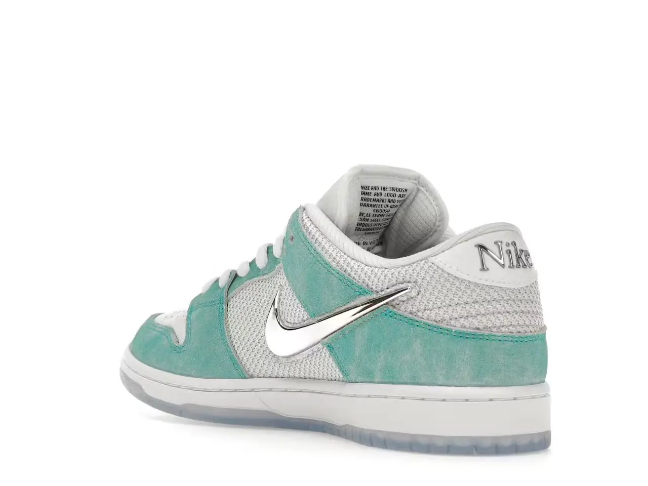 Nike SB Dunk Low Pro x April Skateboards FD2562-400 minymal tenis sneakers 3 tenis Nike SB Dunk Low Pro x April Skateboards 3