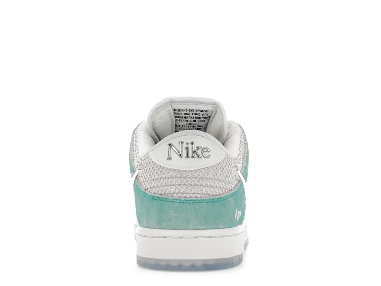 Nike SB Dunk Low Pro x April Skateboards FD2562-400 minymal tenis sneakers 5 tenis Nike SB Dunk Low Pro x April Skateboards 5