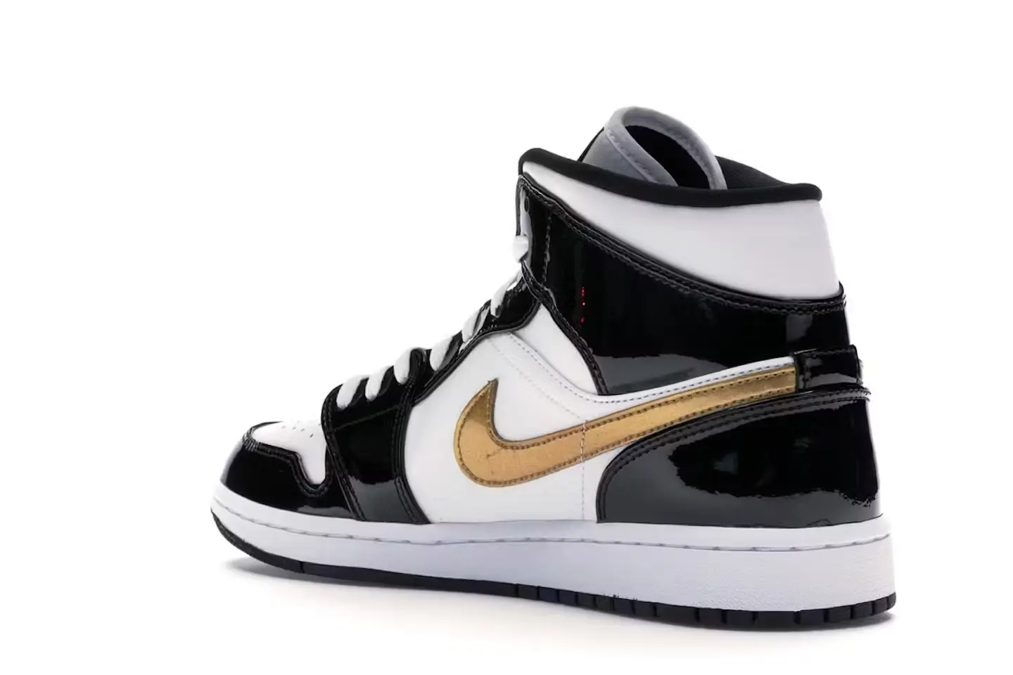 tenis Jordan 1 Mid Patent Black White Gold 852542-007 minymal sneakers 3 tenis Jordan 1 Mid Patent Black White Gold 3