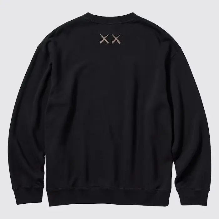 Sudadera KAWS x Uniqlo Manga larga Black minymal sneakers 2 Sudadera KAWS x Uniqlo Manga larga Black parte trasera