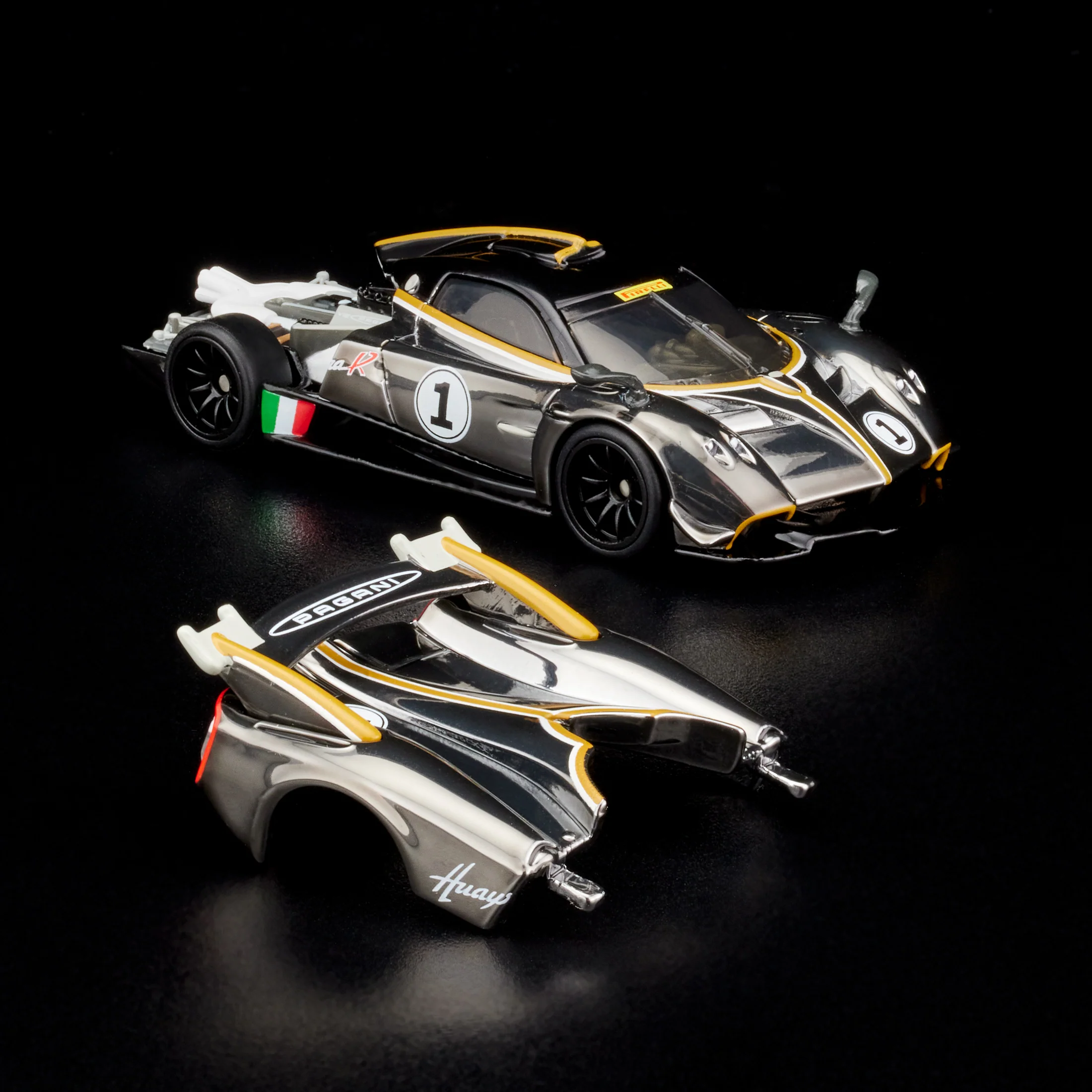 Hot Wheels RLC Exclusive '21 Paganio Huayra R minymal 3 Hot Wheels RLC Exclusive '21 Pagani Huayra R minymal 3