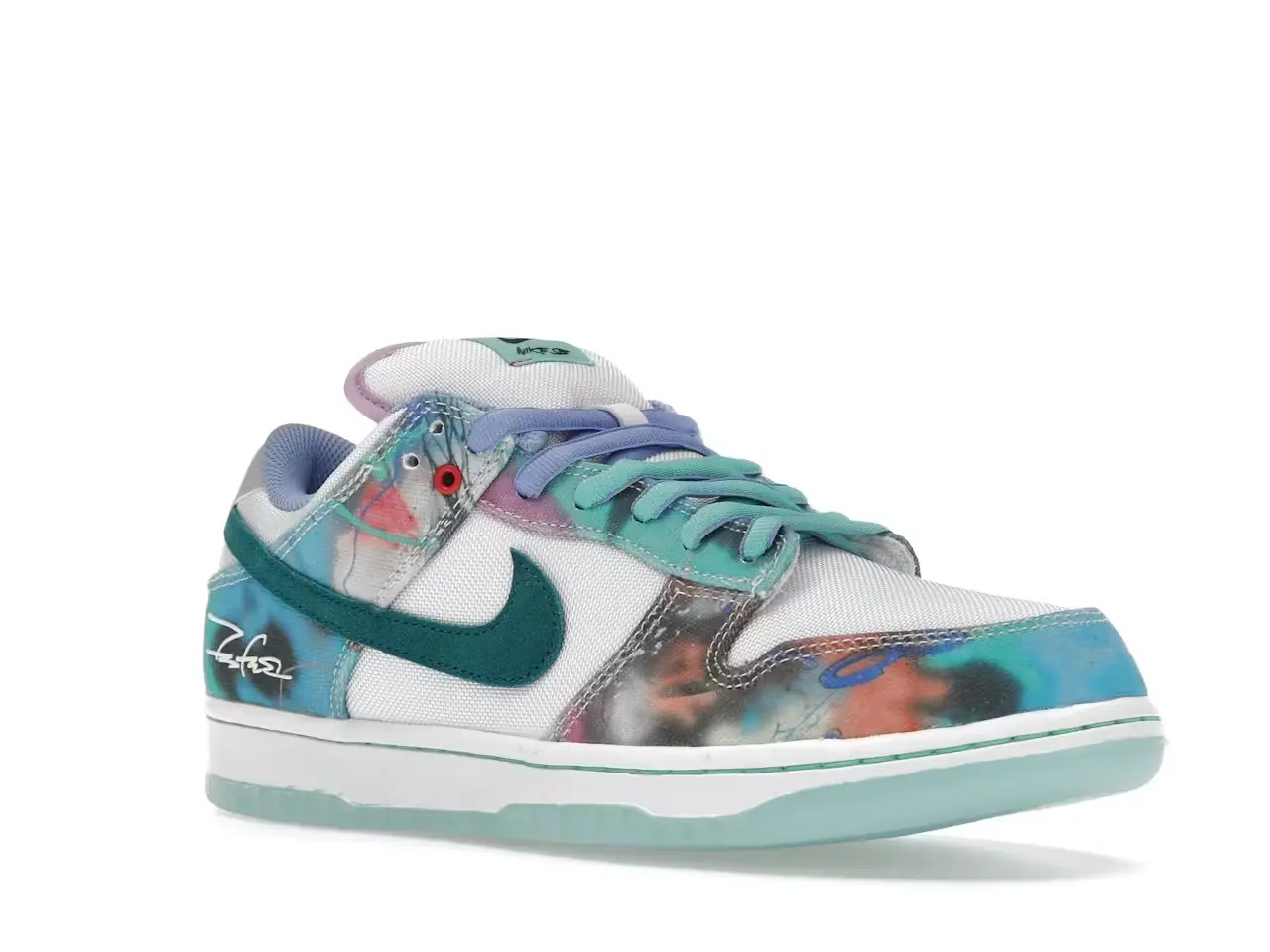 tenis Nike SB Dunk Low Pro x Futura Laboratories Bleached Aqua HF6061-400 minymal sneakers 2 tenis Nike SB Dunk Low Pro x Futura Laboratories Bleached Aqua HF6061-400 minymal sneakers 2