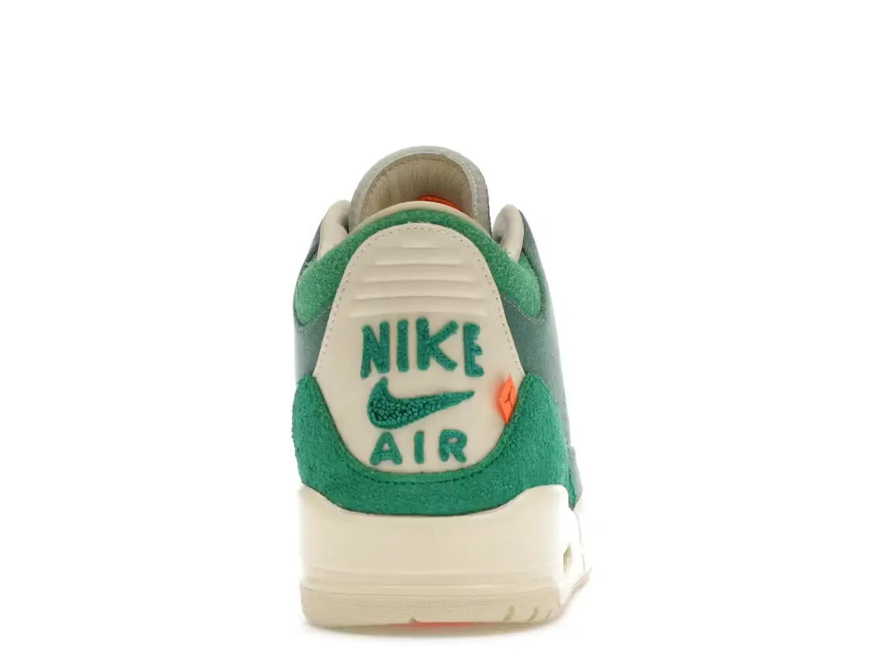 tenis Jordan 3 Retro SP Nina Chanel Abney Bicoastal FZ7974-300 5 tenis Jordan 3 Retro SP Nina Chanel Abney Bicoastal FZ7974-300 5