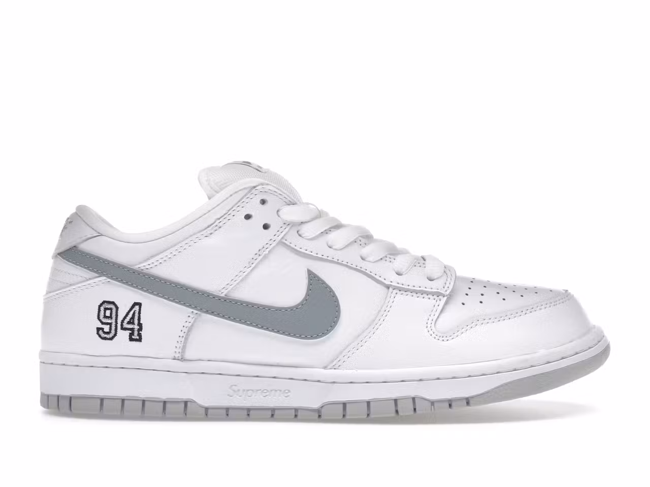 tenis Nike SB Dunk Supreme 94 White Metallic Silver HQ8487-100 minymal sneakers tenis Nike SB Dunk Supreme 94 White Metallic Silver HQ8487-100 minymal sneakers